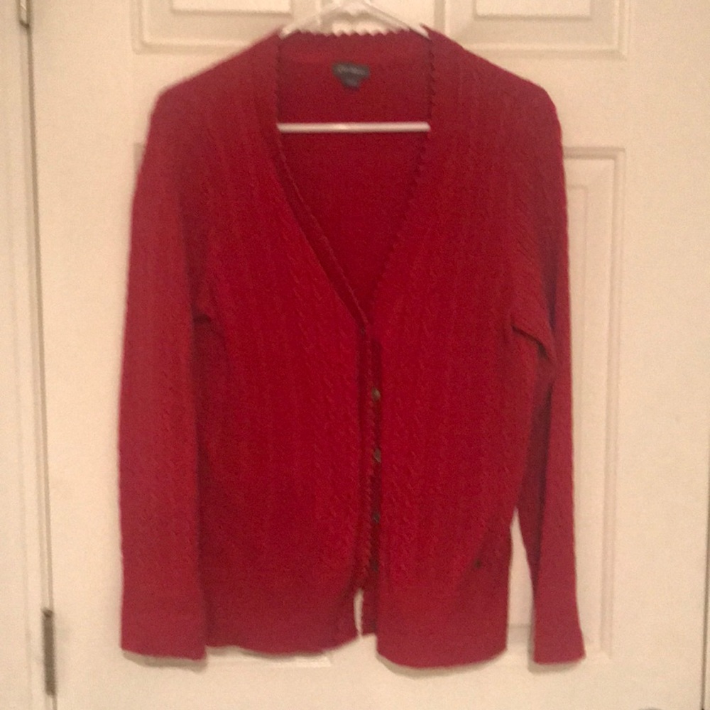Cardigan sweater